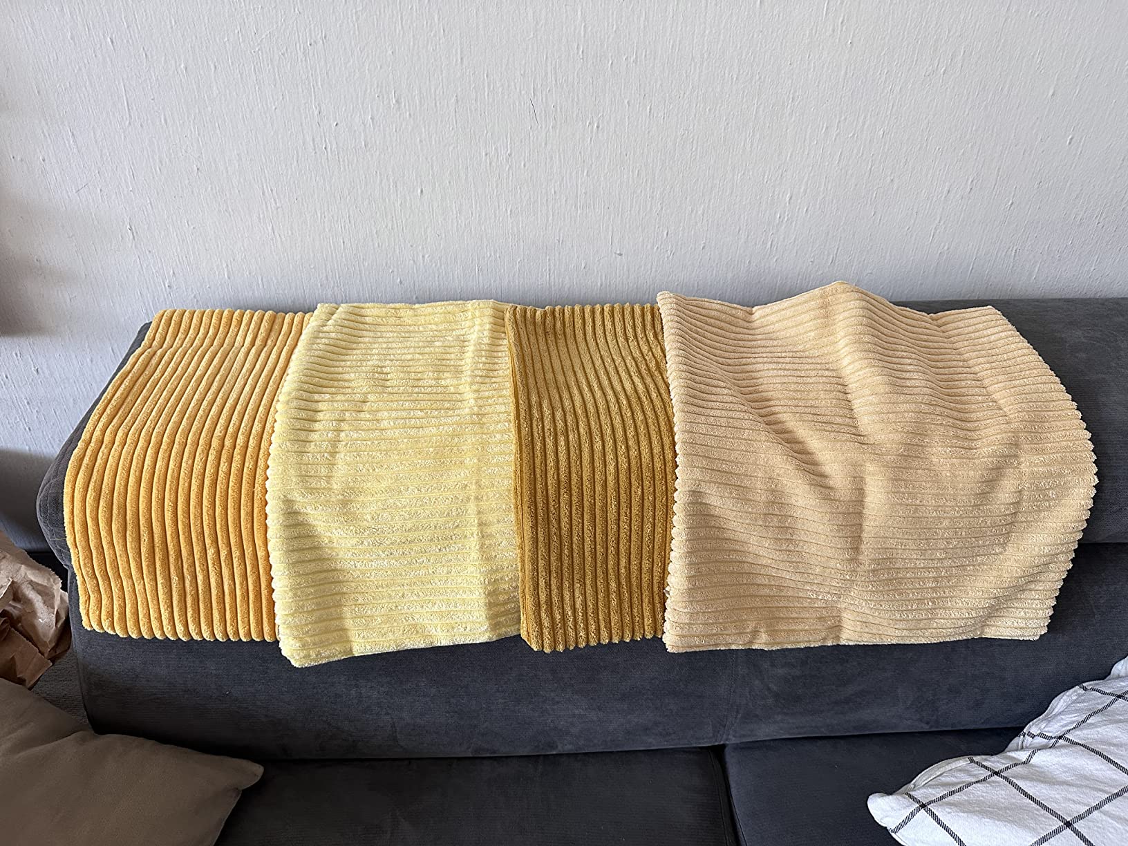 Topfinel Kissenbezug Gelb 40x40 cm Kordsamt 4er Set