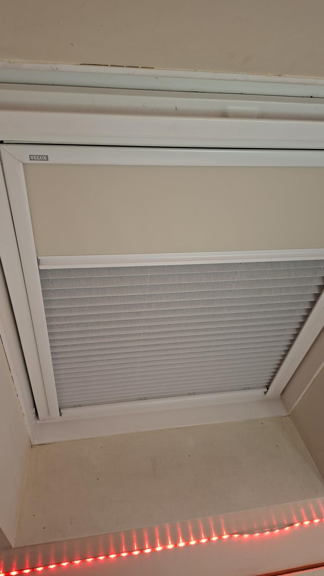 Velux Verdunkelung Plus DFD C02 Rollo Grau weiß